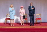 Expert claims Biden breached protocol wearing sunglasses to meet Queen