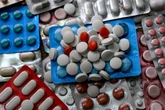 Common practice when taking painkillers could risk seizure, study says