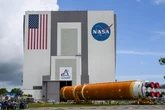 NASA reportedly set to lose 2,000 senior staff members