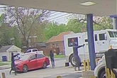 FBI hunting armed robbers who held up Illinois bank in broad daylight