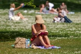 UK to be hotter than Barcelona this weekend as warm weather returns