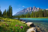 Hiker dies after rockslide in remote part of national park