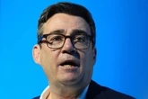 Burnham makes move to take on Starmer as he seeks Westminster return