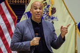 Cory Booker calls for insider trading hearings after tariff backtrack