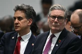 How might Labour topple Starmer, and who would replace him?