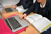 AI skills drive in schools to ‘put power in hands of next generation’ – Starmer