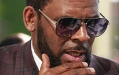 Timeline of R. Kelly's life, lurid rumor to criminal charges