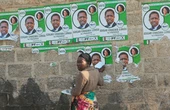 Early election results show Zambian opposition leader ahead