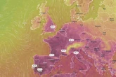 Europe braces for heatwave with over 40C forecast in holiday spots