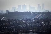 Air pollution will be linked to 30,000 UK deaths in 2025, doctors say