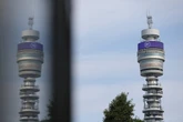 BT loses more than 800,000 broadband customers in a year