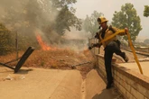 Brush fire rapidly spreading in Simi Valley forces evacuations