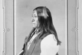 Family returns headdress of famous Lakota chief Spotted Tail