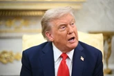 New ‘orange’ Trump portrait now hangs in the White House