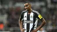 Galatasaray to go for Newcastle’s Isak if Osimhen’s transfer fails