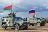 Нове загострення в Білорусі. Міноборони заговорило про війну із Заходом