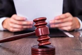 Тернопільщина: посадовець служби у справах дітей постав перед судом за зберігання дитячого порно