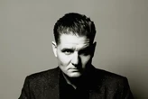 Помер вокаліст британського гурту Nitzer Ebb Дуглас Маккарті