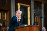 Хто кому продає зброю? Трамп зробив заяву про Україну, Росію та Іран