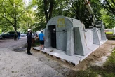У Таллінні встановлено перше модульне укриття на випадок повітряної загрози