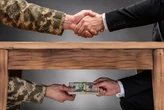 На Волині затримали керівника ТЦК на хабарі у $7000