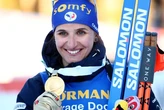 Призерка Олімпіади Сімон підозрюється у крадіжці грошей і речей ще чотирьох біатлоністок