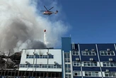 На Київщині через атаку РФ зайнявся склад, масштабну пожежу гасили роботи і гелікоптери