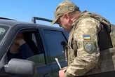 Бунт проти ТЦК у Львові: натовп перекинув автівку через затримання 20-річного хлопця