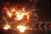 У Новоросійську пролунали гучні вибухи: є загоряння (фото, відео)