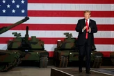 Трамп зобов'язав американські компанії виробляти більше зброї