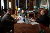 Зеленський провів нараду з Умєровим та Єрмаком: «Є нова домовленість про обмін»