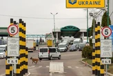 Пасажиропотік через пункти пропуску Львівщини зріс на 40%: де найбільші черги