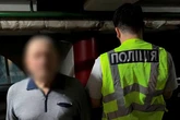 Намагався починити рушницю: у центрі Києва чоловік підстрелив випадкову перехожу