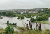 Сильні зливи накрили Україну: ІІ рівень небезпеки оголошено у низці областей