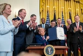 «Трамп не слухає людей у своїй адміністрації, а лише наказує». Курт Волкер пояснив логіку рішень Білого дому