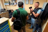 У Києві викрито групу ділків, які заробляли на іспитах в автошколі (фото)
