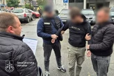 У Києві затримано інструктора автошколи, який за $4,5 тис. обіцяв «домовитись» про бронювання
