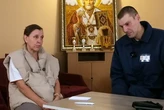 Полоненого окупанта у табір приїхала провідати мама. Жінка неабияк здивувала мережу