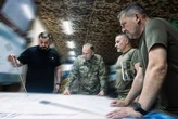 Скандал у полку «Скеля»: нардеп пояснив, чи загрожує Сирському відставка