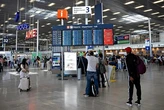 Єврокомісія анонсувала посилення візових правил для росіян