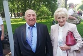 Росіяни вигадали фейк про мільйонні статки та обшуки у батьків Зеленського