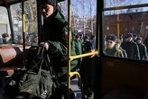 У Росії депутати подали законопроєкт про цілорічний призов до армії