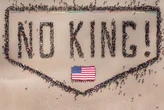 Протестувальники утворили живий напис No Kings у Сан-Франциско (відео)