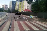 У Львові водій Porsche збив світлофор та пішки втік із місця аварії