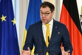 Посол України в Німеччині розкритикував скасування соцвиплат для біженців