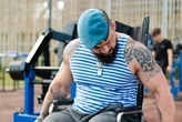 Російський майстер силового екстриму лишився без ніг після участі у війні проти України