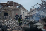 Під час атак на вихідних ДСНС залучила рекордну кількість рятувальників для ліквідації наслідків