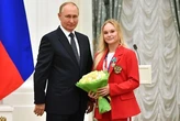 «Нейтральна» гімнастка Мельникова перемогла на праймеріз путінської «Єдиної Росії»
