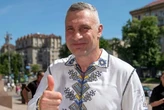 Кличко одягнув знамениту вишиванку, в якій у 2020 році підкорив ТікТок (фото)