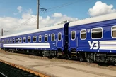 «Укрзалізниця» призначила додаткові поїзди на літо: куди курсуватимуть